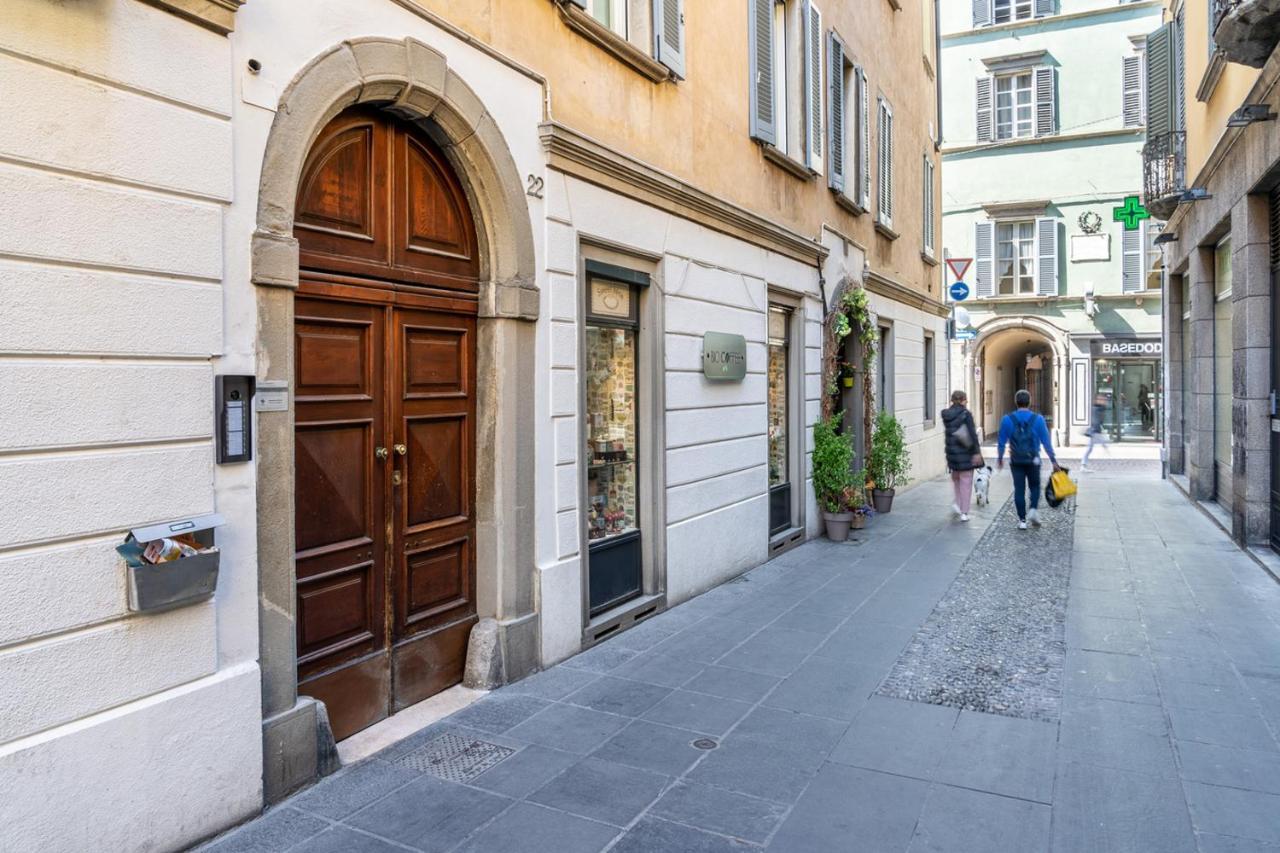 Apartamento Centro Storico - Leonardo House Bérgamo Exterior foto